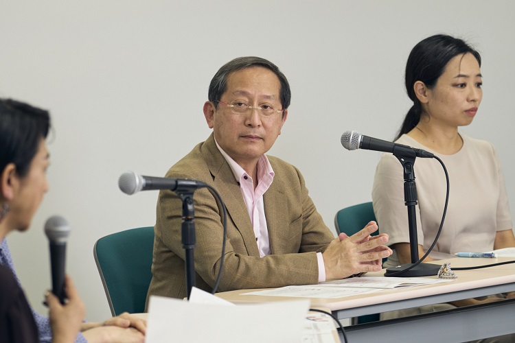 パネルディスカッションに登壇する松本一生先生、恩蔵絢子先生